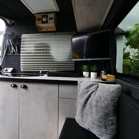 Roam Sweet Motorhome Апартаменты